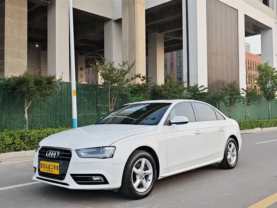 Audi A4L 2013 35 TFSI AT Comfort