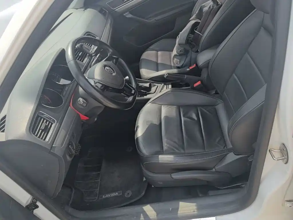 Volkswagen Lavida — миниатюра 15
