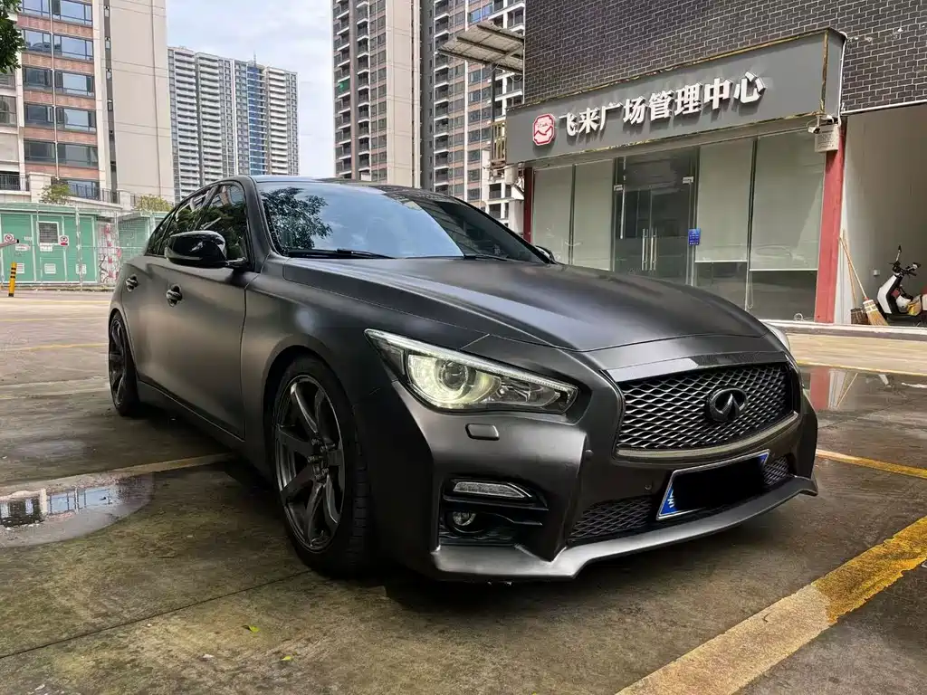 Infiniti Q50 2014 3.7L Luxury Sport