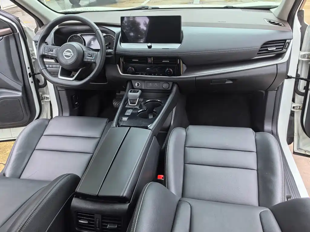 Nissan X-Trail — миниатюра 4