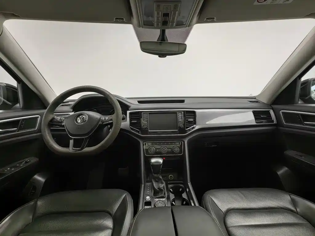 Volkswagen Teramont — миниатюра 5