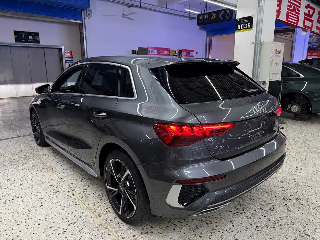 Audi A3 2023 Sportback 35 TFSI Fashion Sport