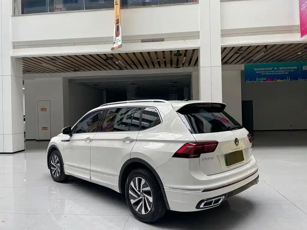 Volkswagen Tiguan L PHEV 430PHEV Plug-in Hybrid Flagship Edition, фото 4