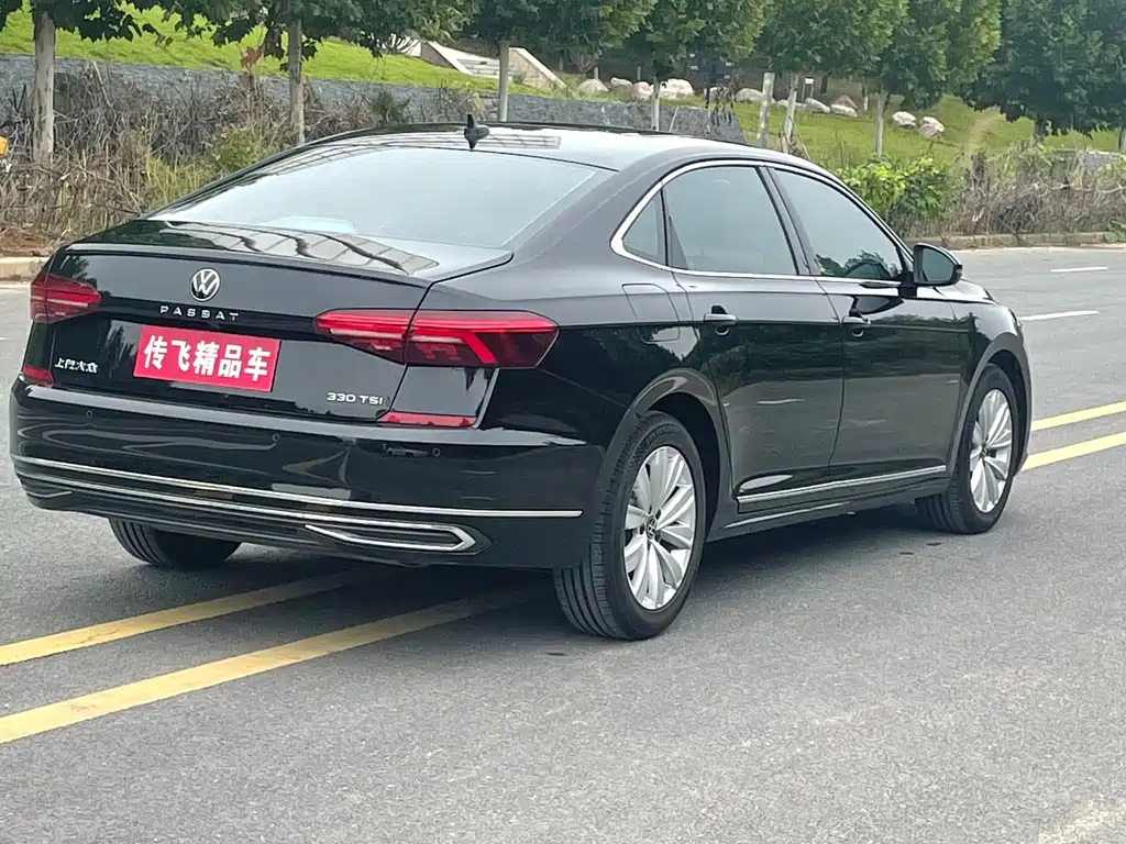 Volkswagen Passat — миниатюра 12
