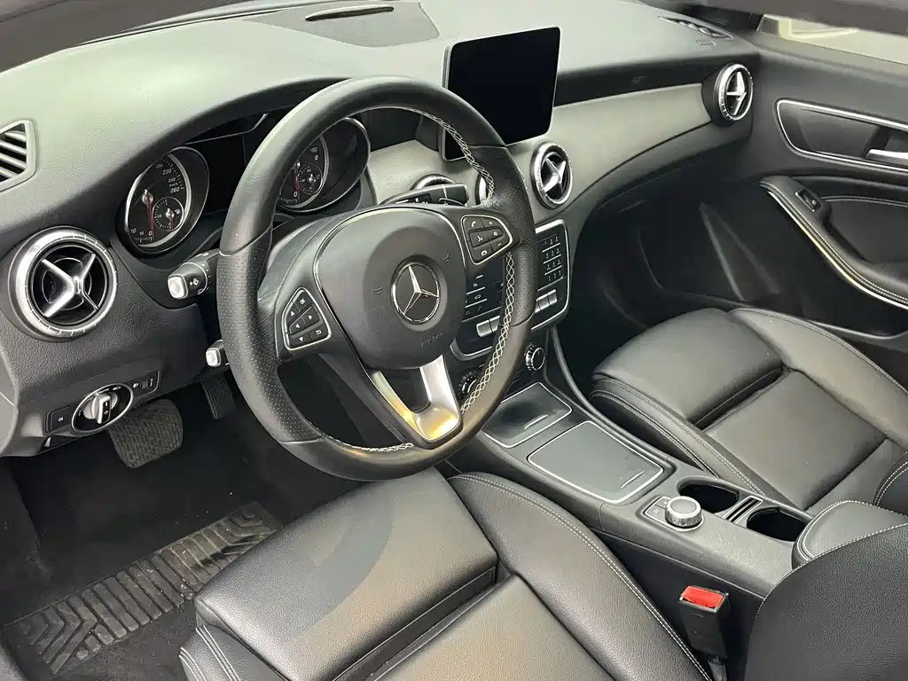 Mercedes-Benz CLA (Import) — миниатюра 6