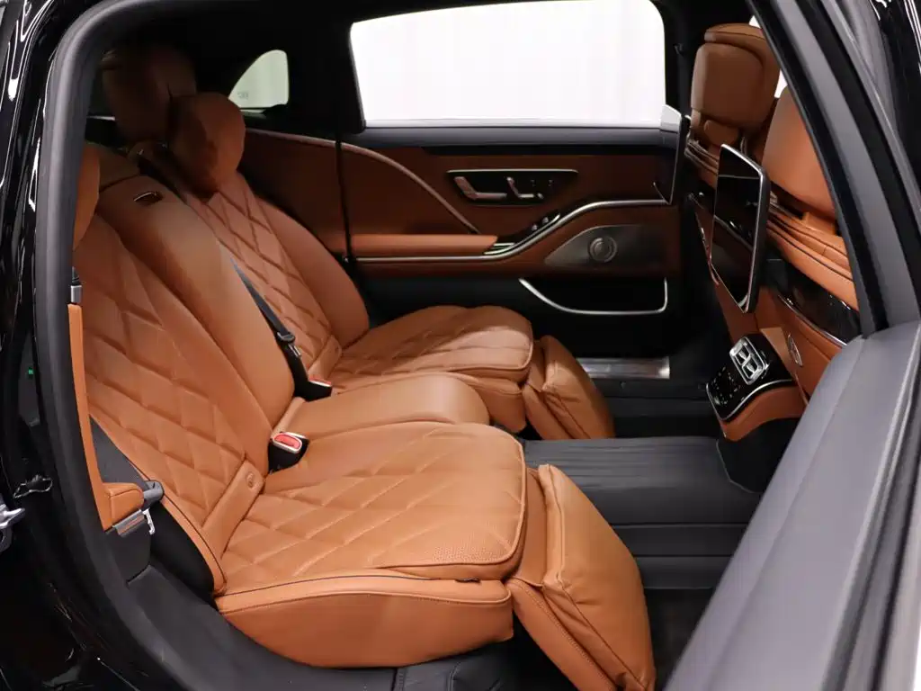 Mercedes-Benz S-Class — миниатюра 23
