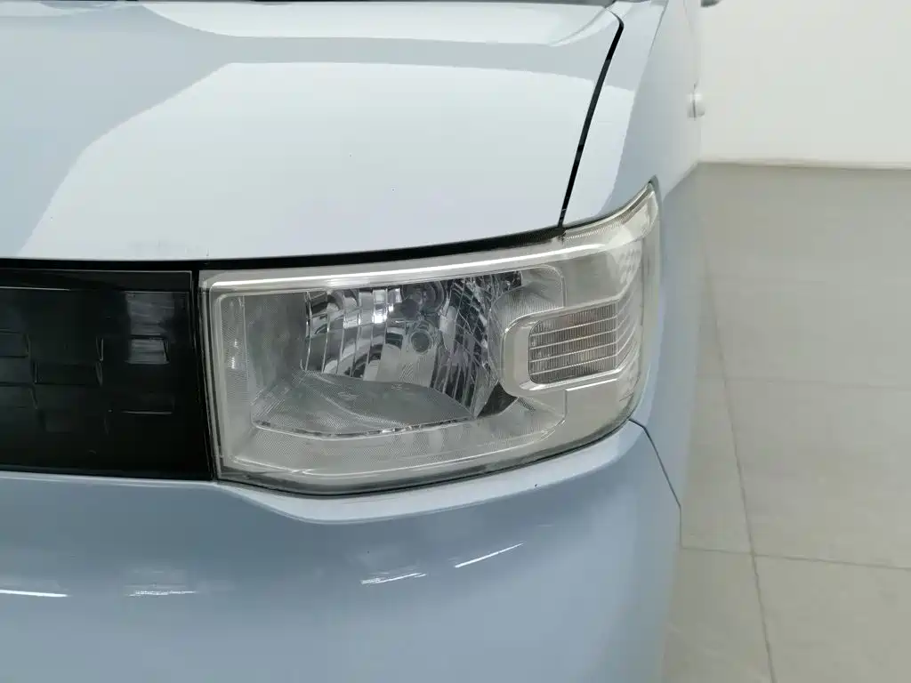 Wuling MINIEV — миниатюра 7