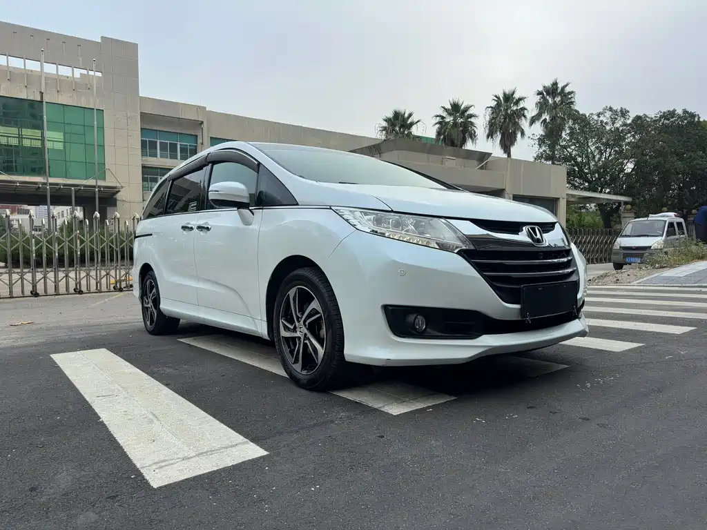 Honda Odyssey — миниатюра 3