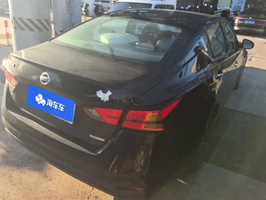 Nissan Teana — миниатюра 3