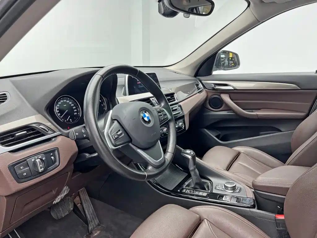 BMW X1 New Energy — миниатюра 12
