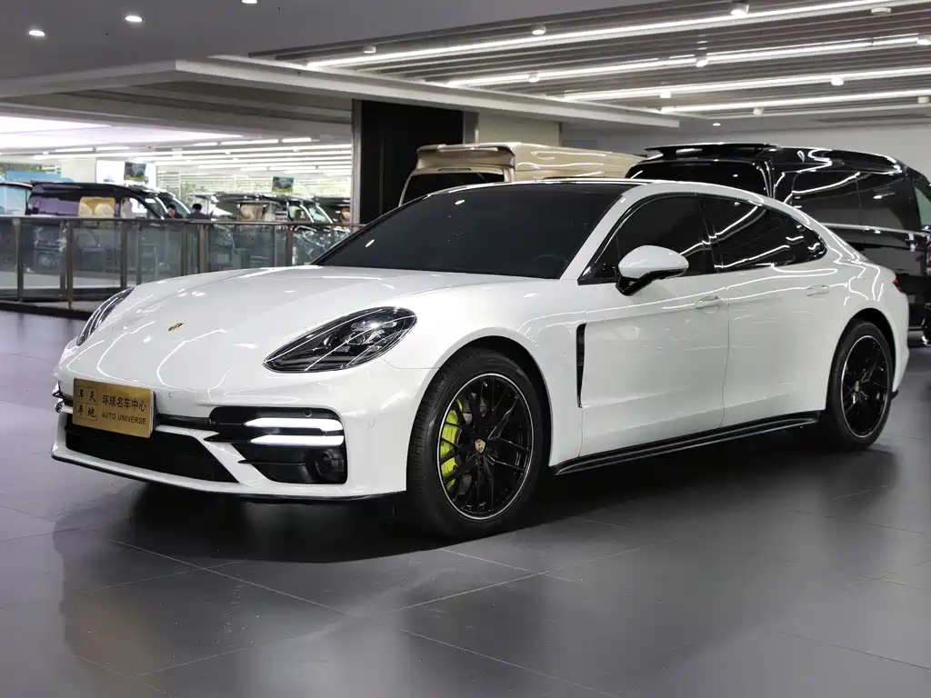 Porsche Panamera Hybrid 2018
