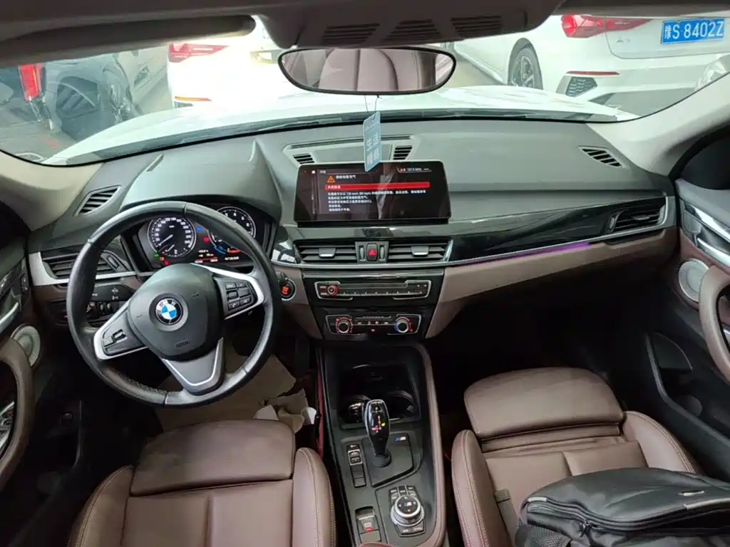 BMW X1 — миниатюра 10