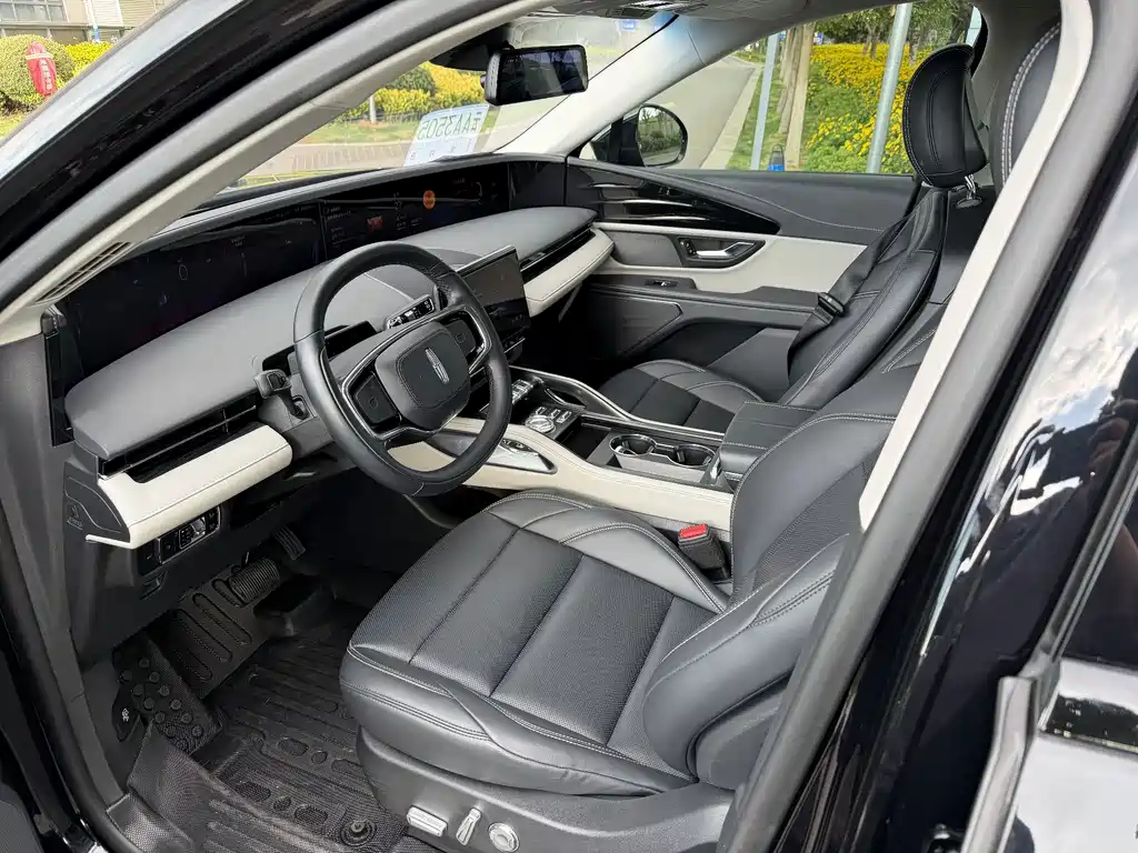 Lincoln Nautilus 2023 2.0T Premium