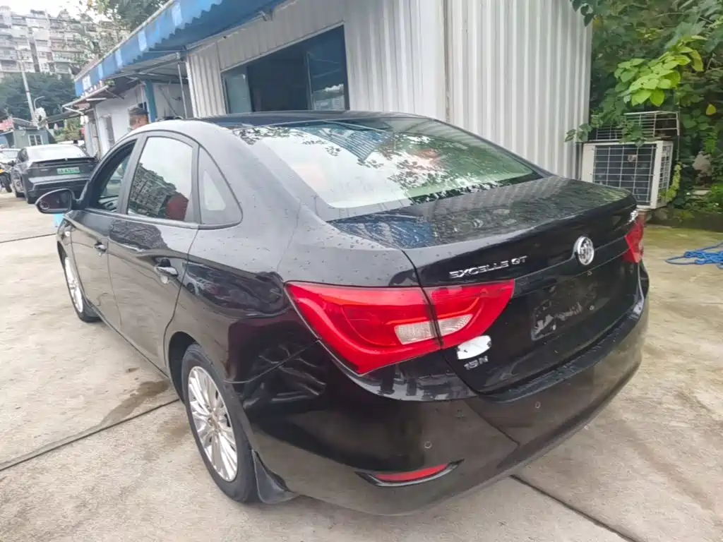 Buick Excelle — миниатюра 5