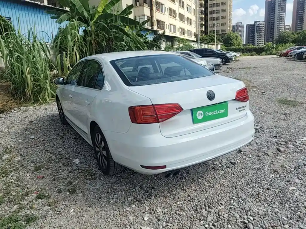 Volkswagen Sagitar — миниатюра 5