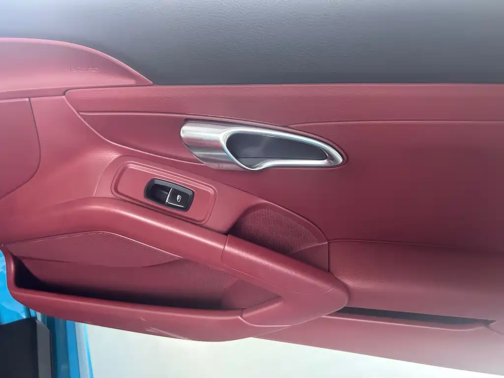 Porsche 718 2018 Boxster 2.0T