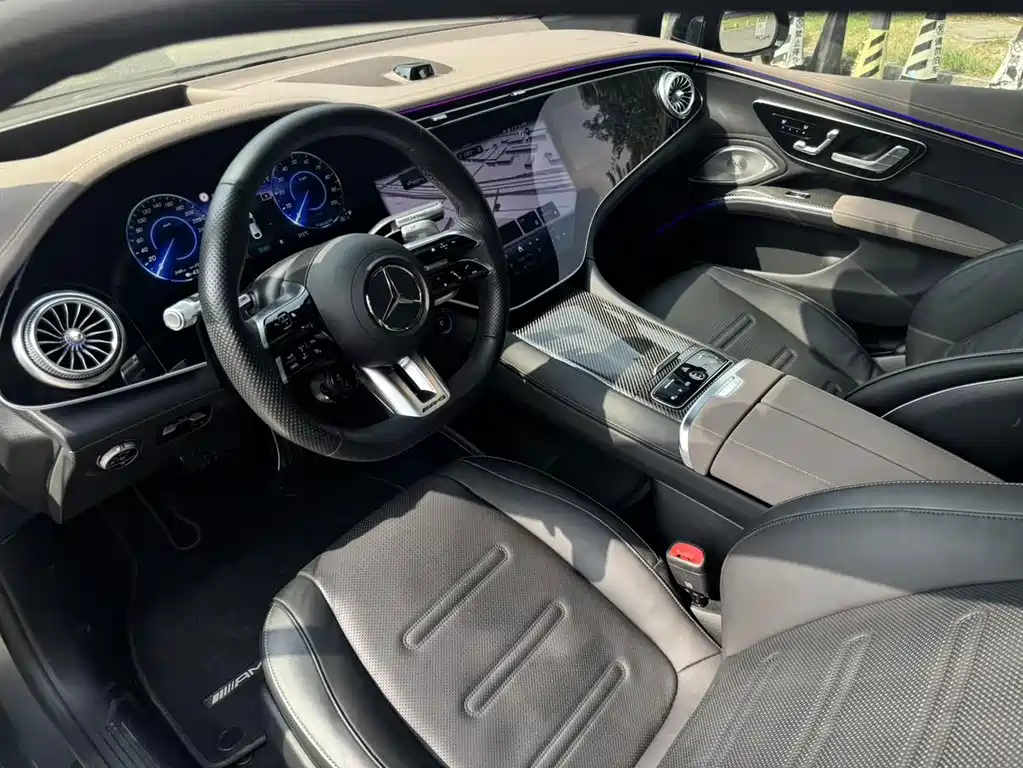 Mercedes-Benz EQS AMG — миниатюра 4