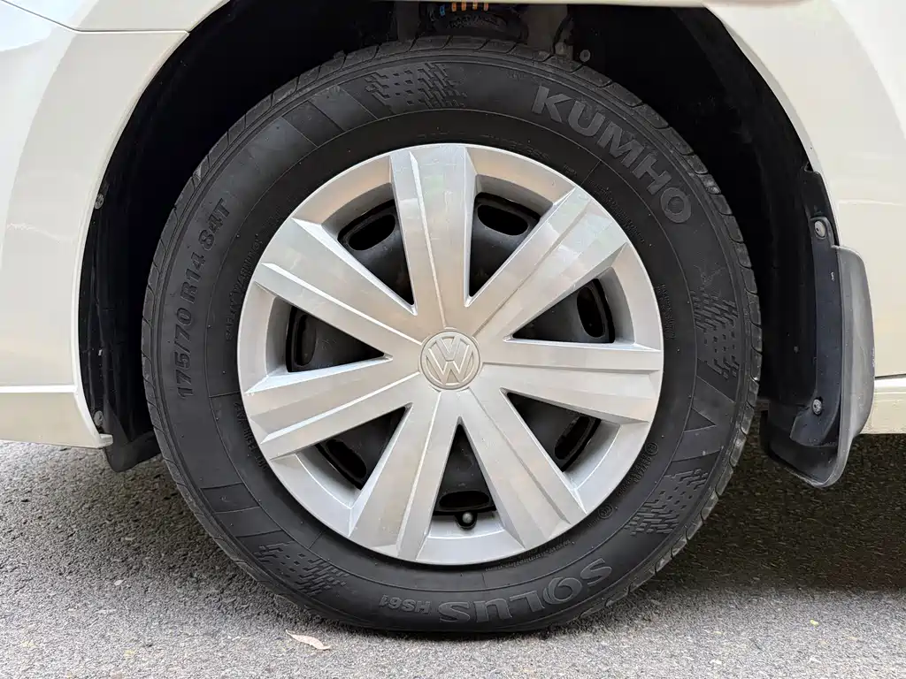 Volkswagen Jetta — миниатюра 18
