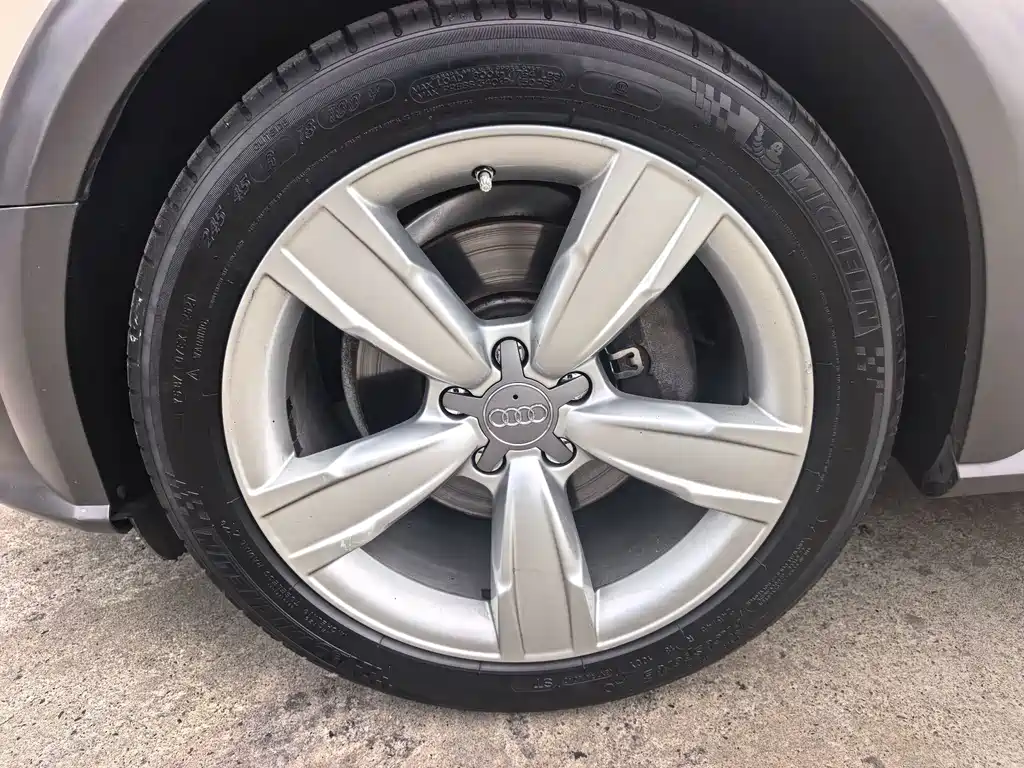 Audi A4 (Import) — миниатюра 10