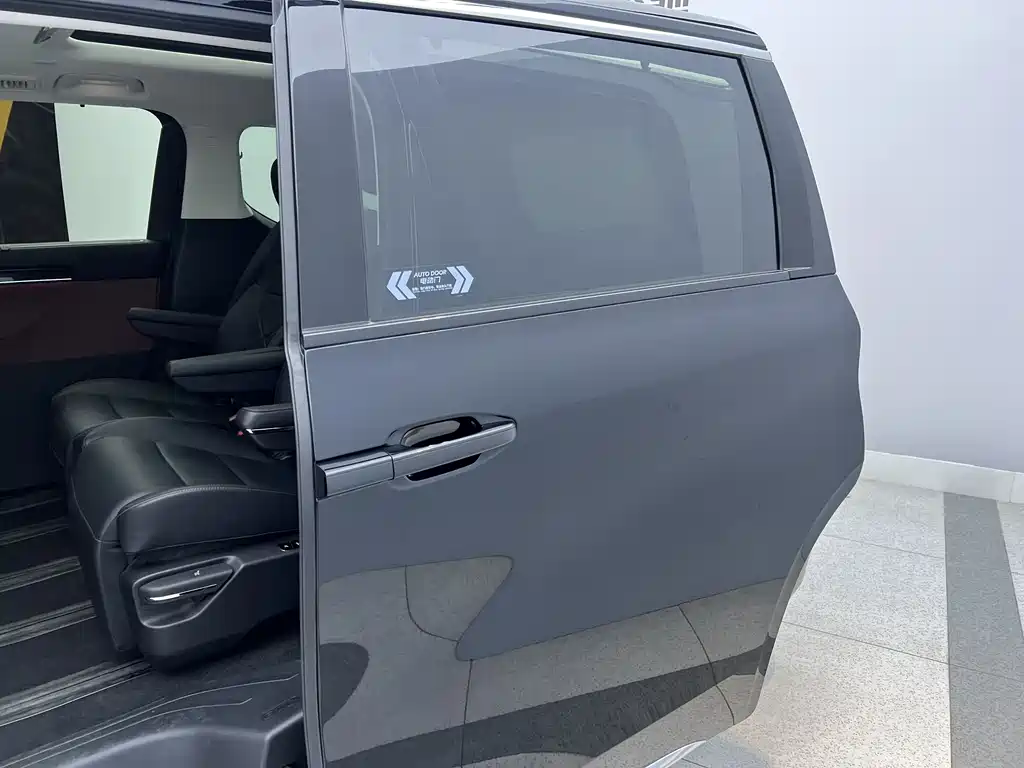 GAC TRUMPCHI E8 NEW ENERGY