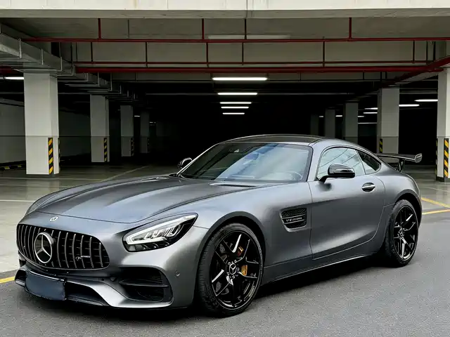 MERCEDES-BENZ AMG GT