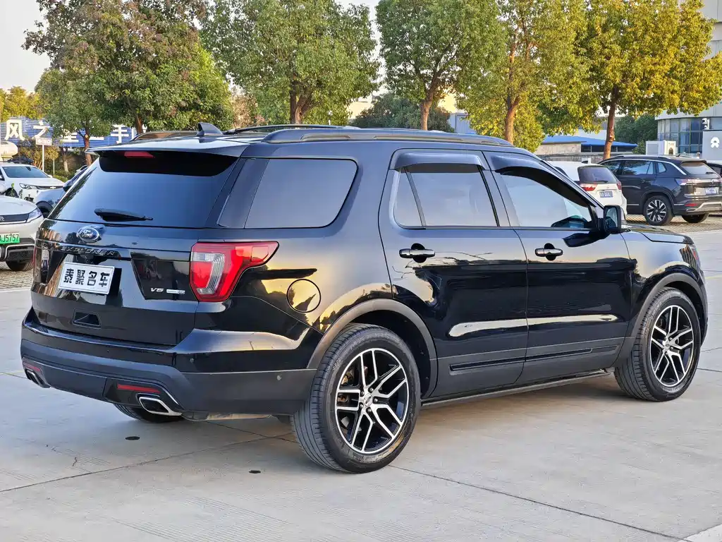 FORD EXPLORER