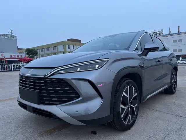 2025 BYD Song EV