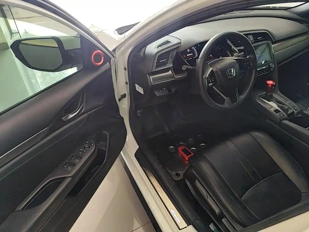 Honda Civic — миниатюра 16