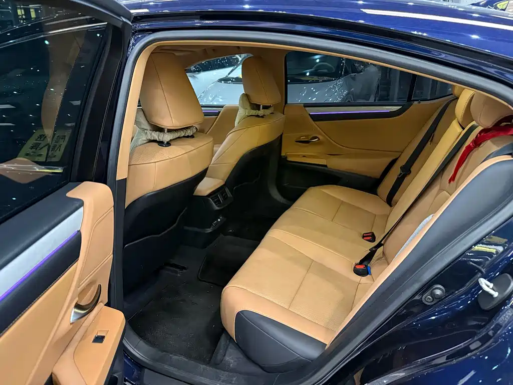 Lexus ES — миниатюра 3