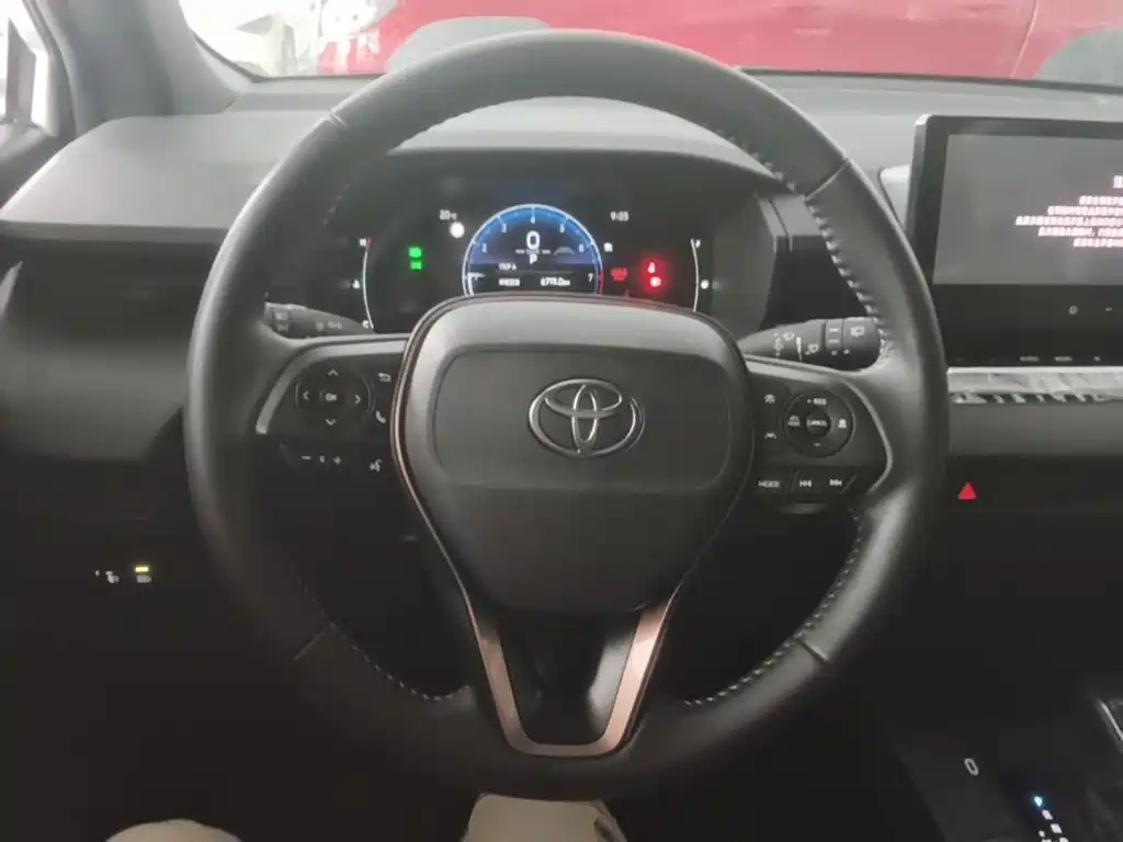 Toyota Frontlander — миниатюра 11
