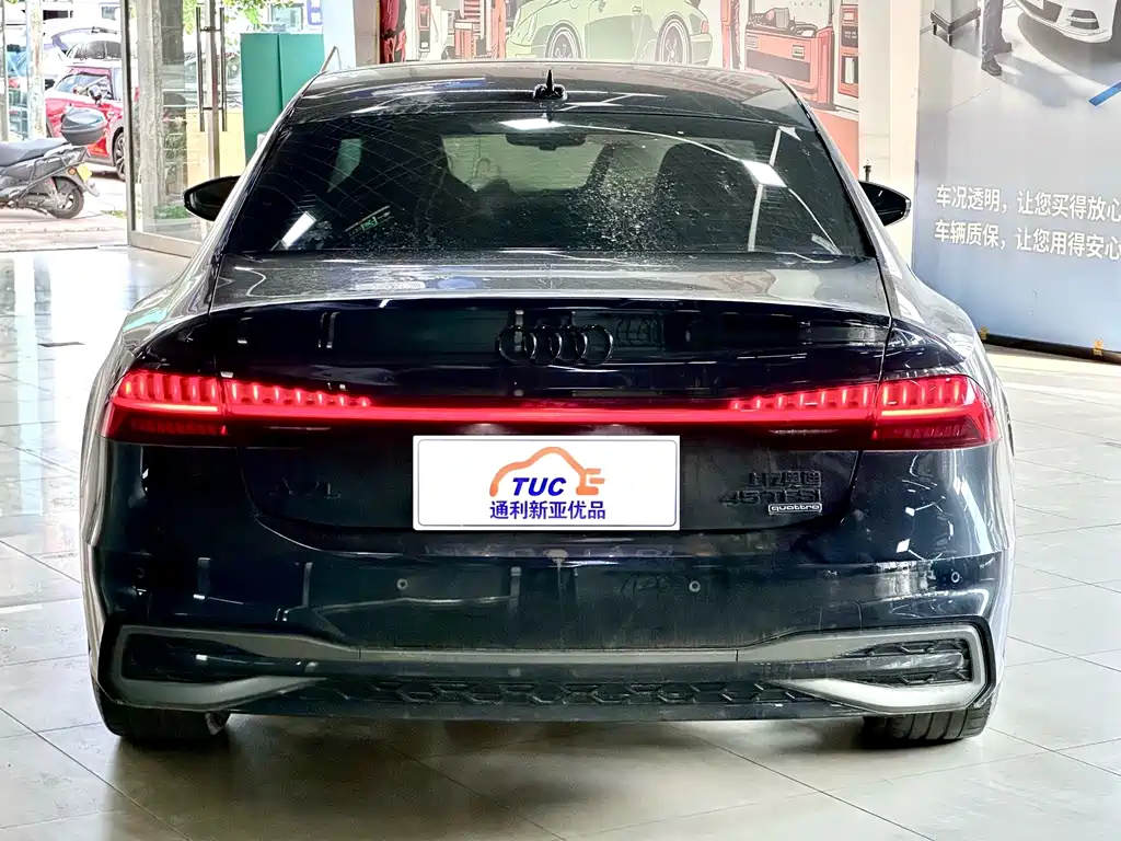 Audi A7L — миниатюра 3
