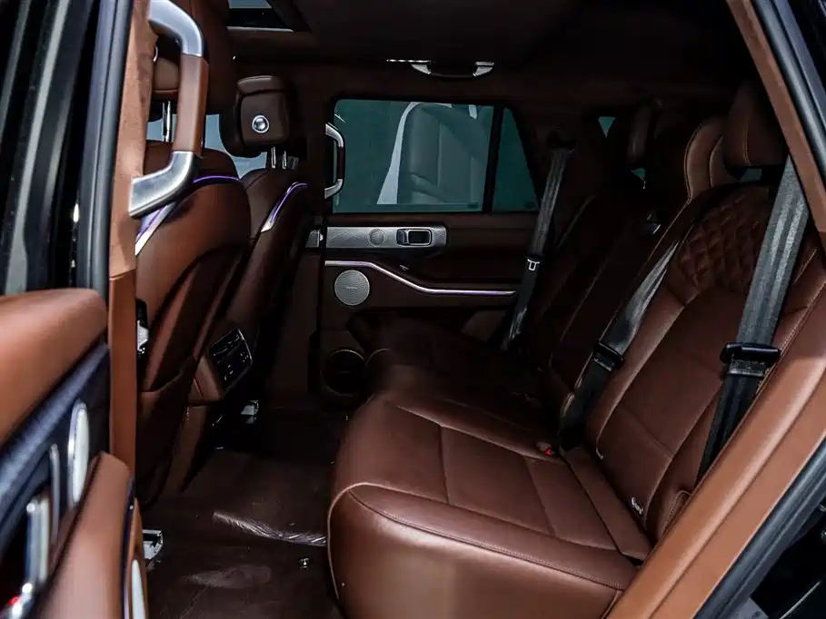 TANK TANK 700 NEW ENERGY