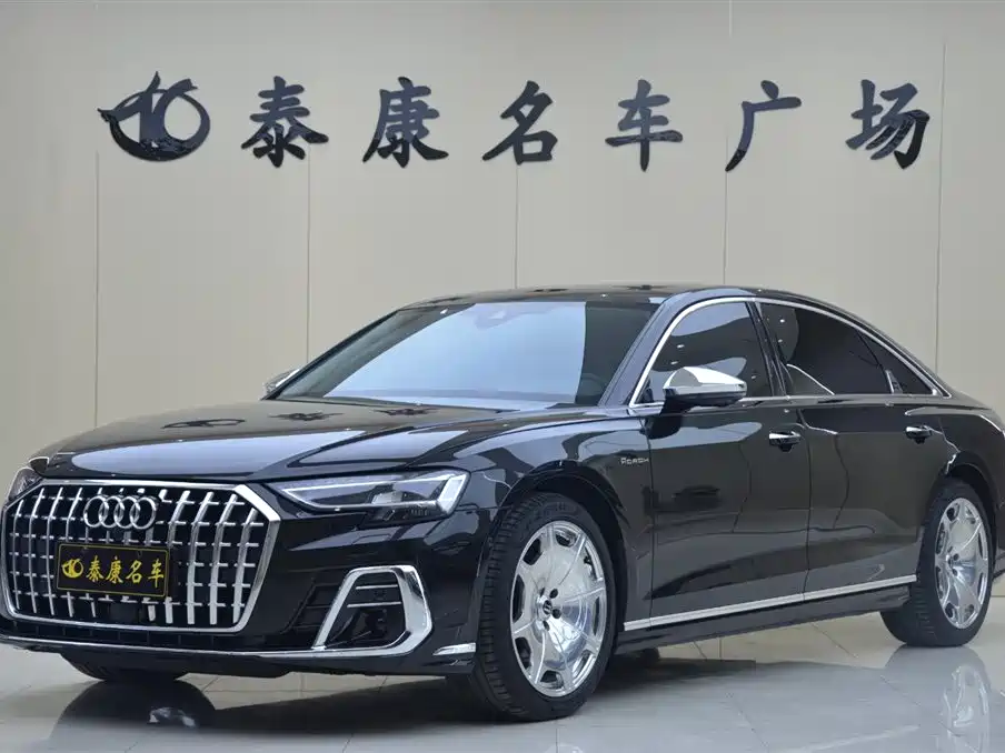 AUDI A8