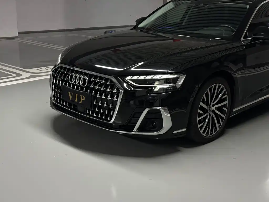 Audi A8 — миниатюра 4