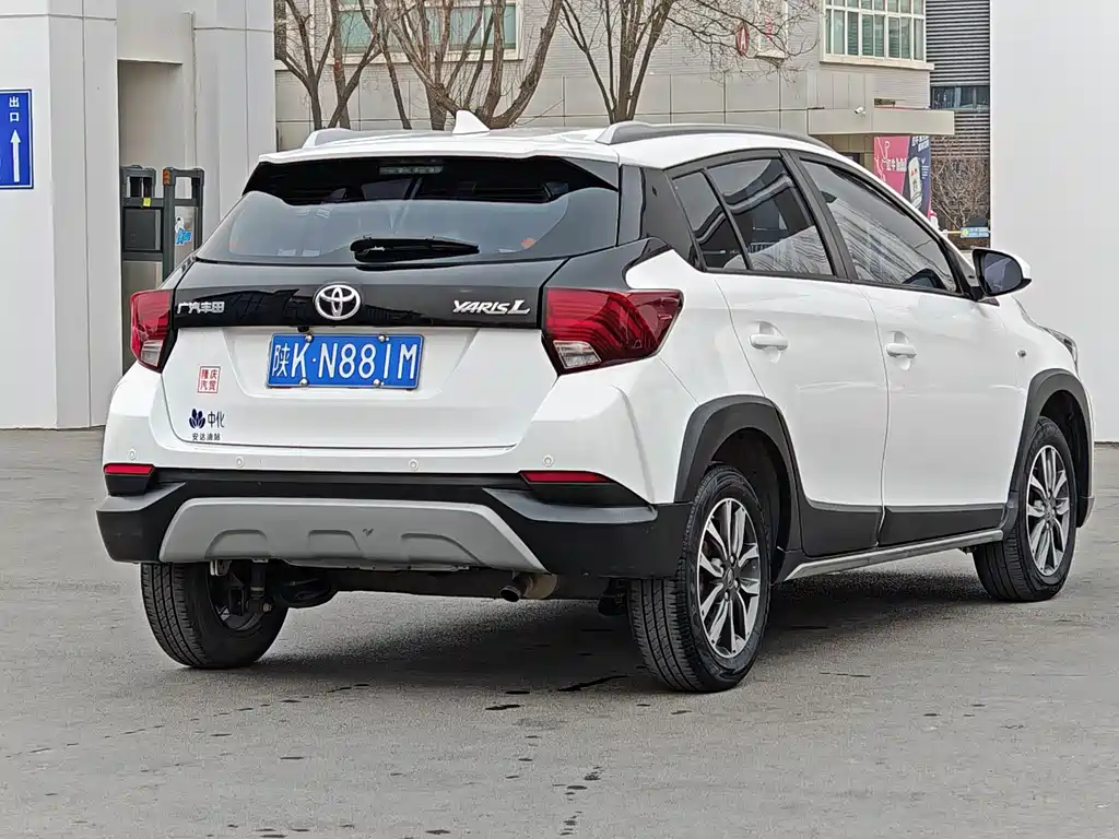 TOYOTA YARIS L ZHIXUAN