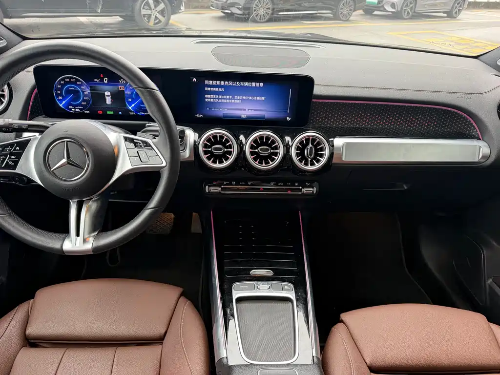 Mercedes-Benz EQB — миниатюра 16