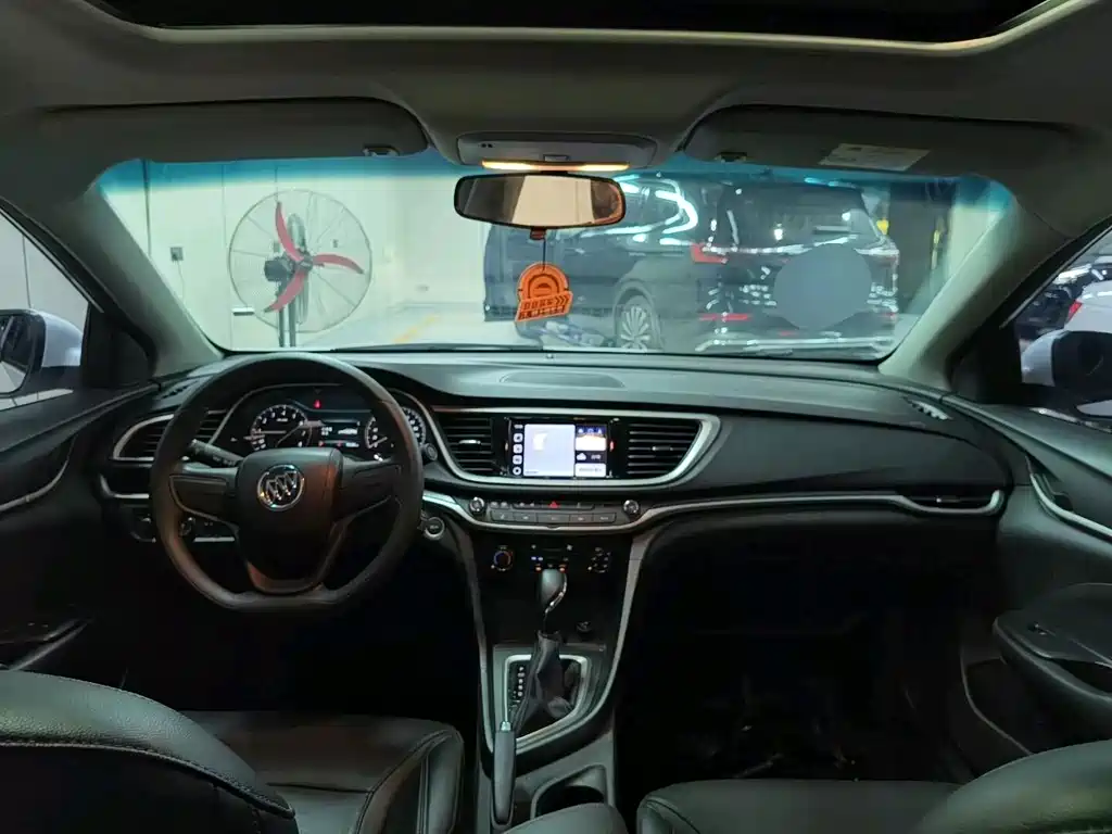 Buick Excelle — миниатюра 12