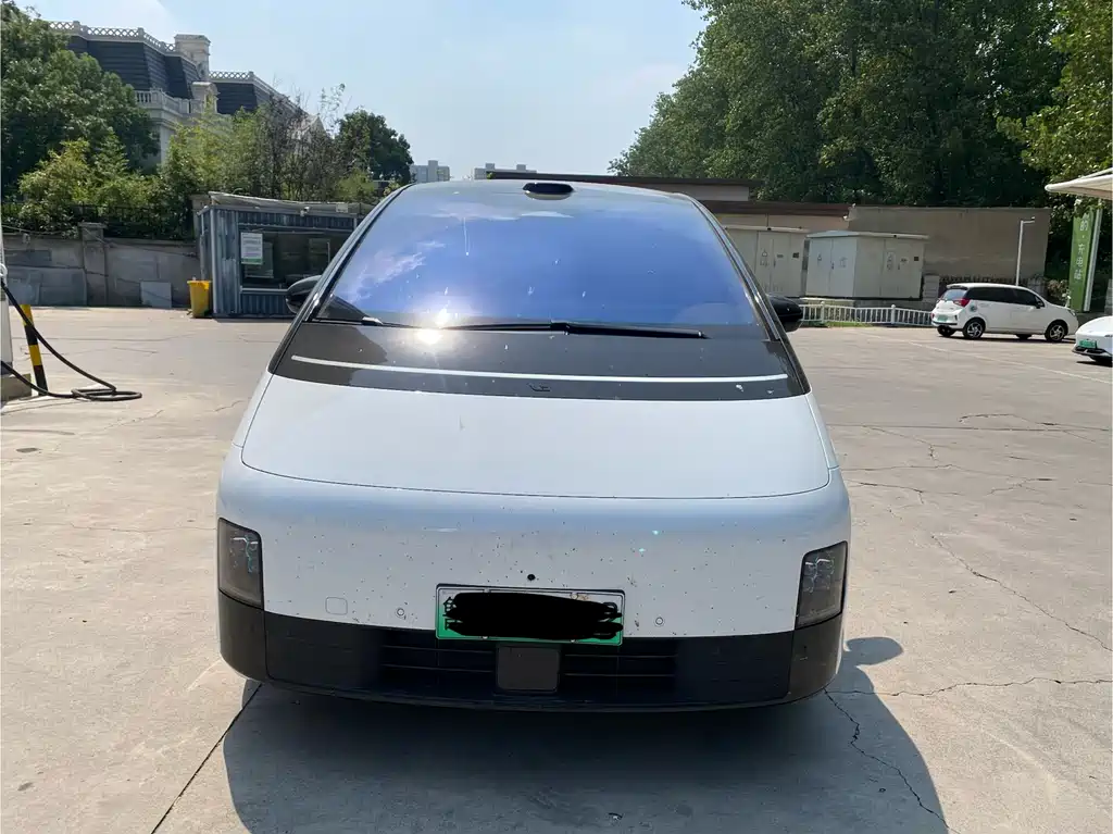 Li Auto Li MEGA — миниатюра 2