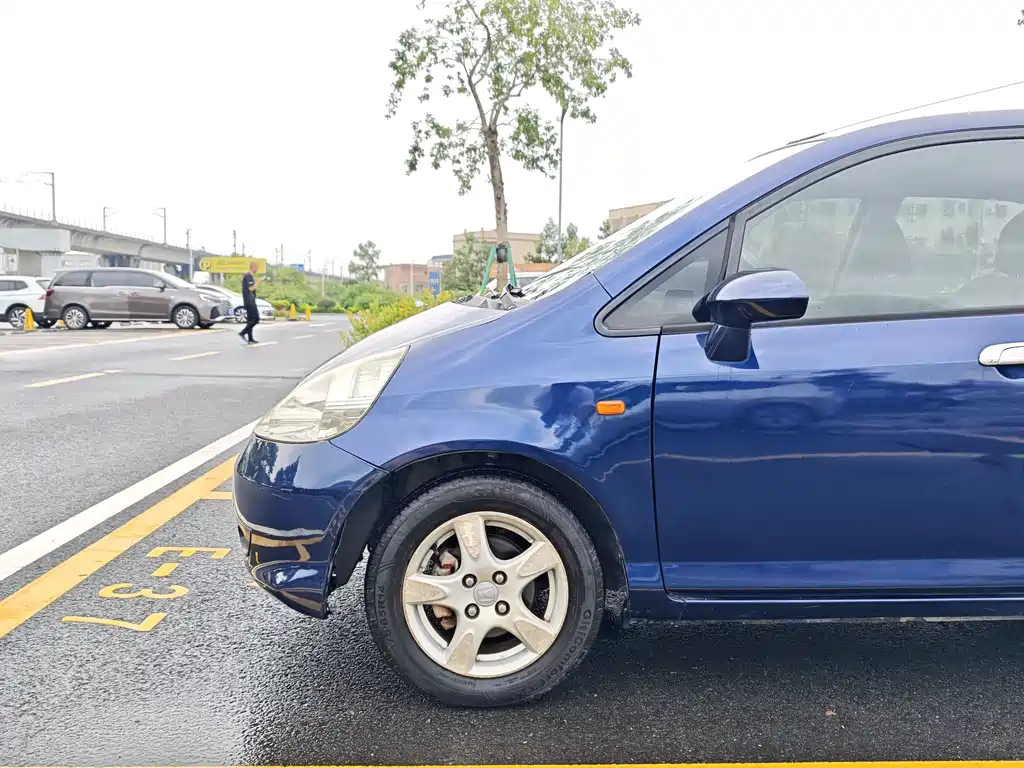 Honda Fit — миниатюра 24