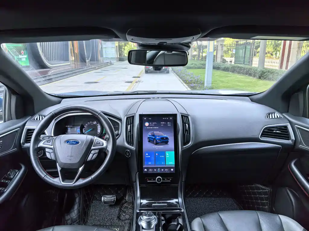 Ford Edge — миниатюра 20