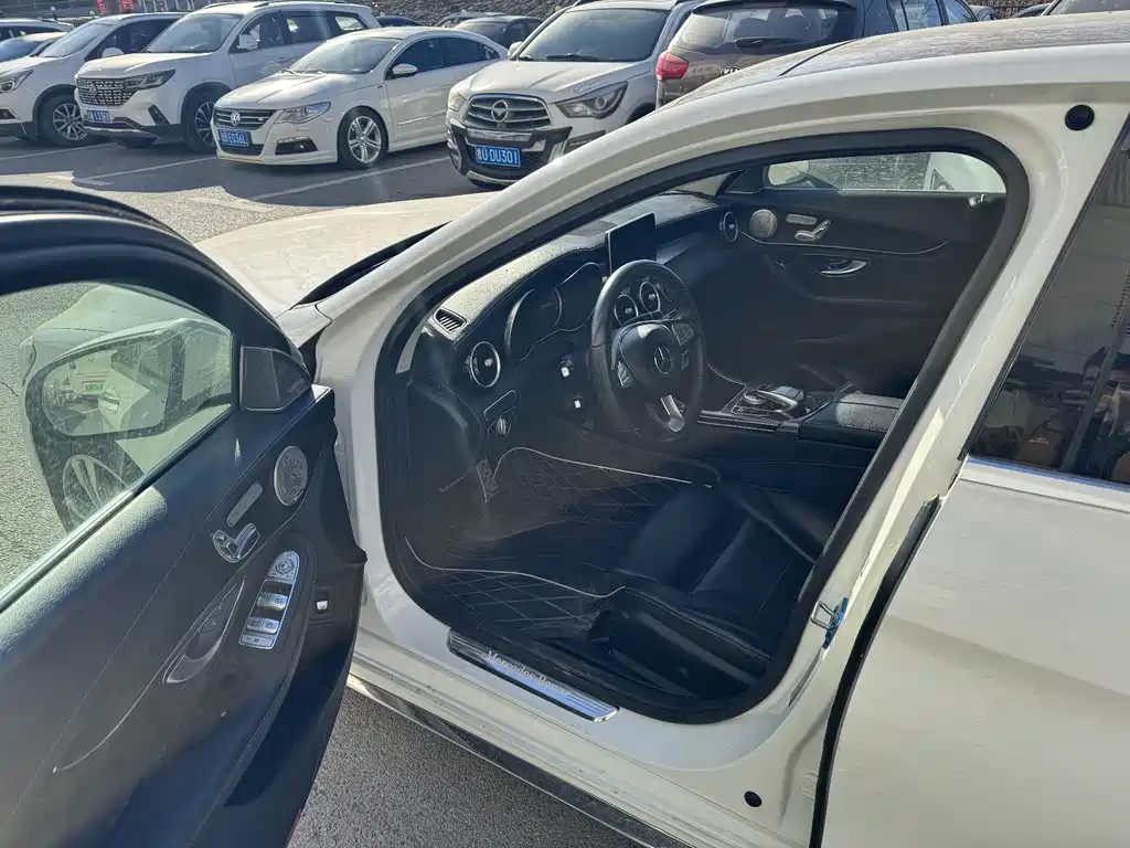 MERCEDES-BENZ C CLASS