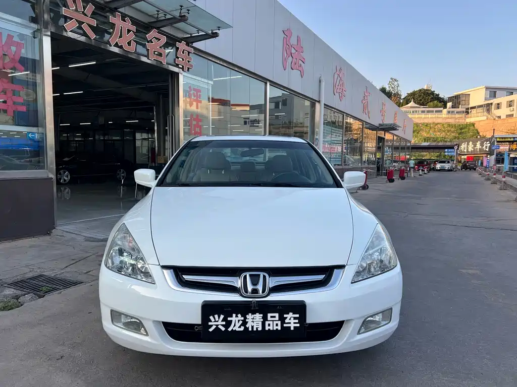 Honda Accord — миниатюра 2