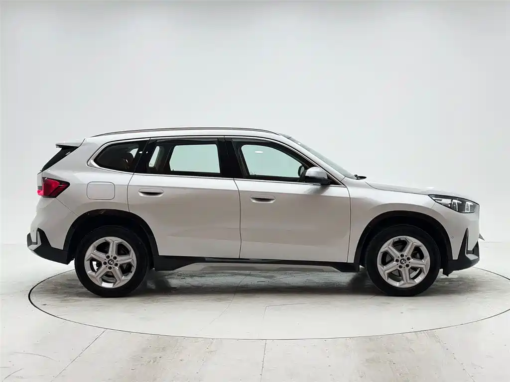 BMW X1 2023 sDrive20Li X