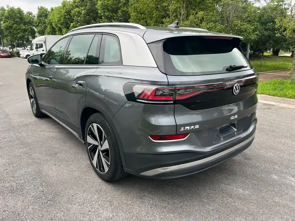 Volkswagen ID.6 X — миниатюра 4