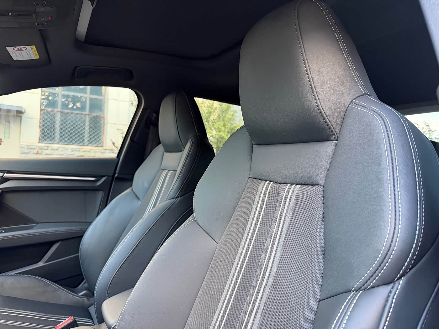 Audi A3 1.4 л 2022 г. Серебристо-серый, пробег 30000 км