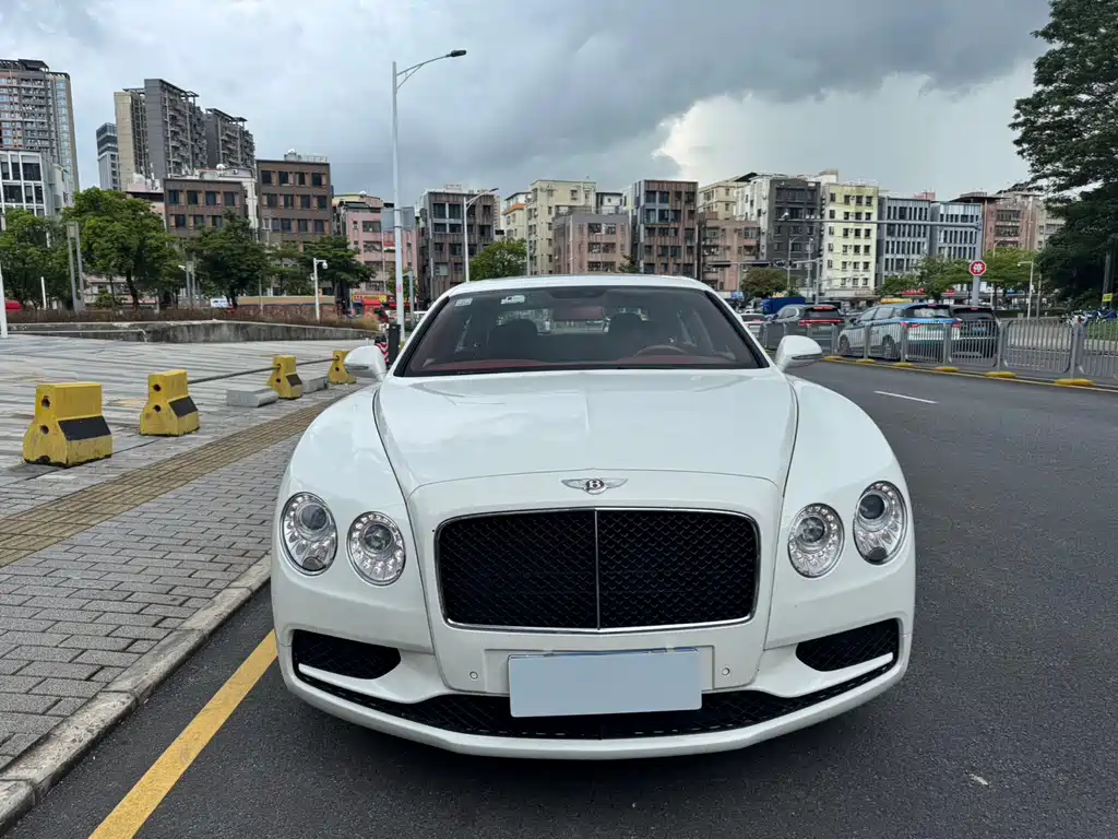 Bentley Flying Spur 2017 4.0T V8 S Standard