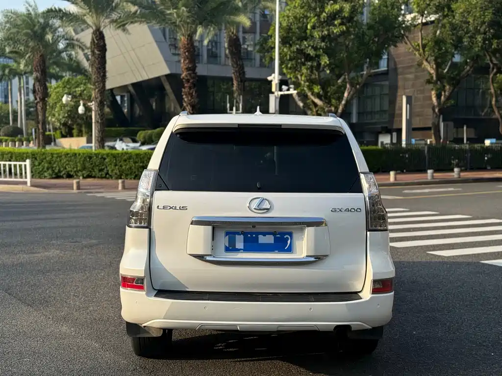 Lexus GX — миниатюра 8