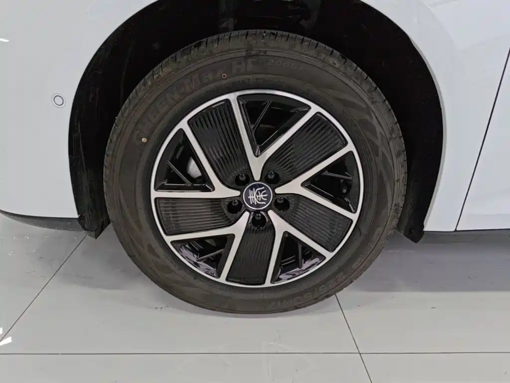 BYD Qin L — миниатюра 23