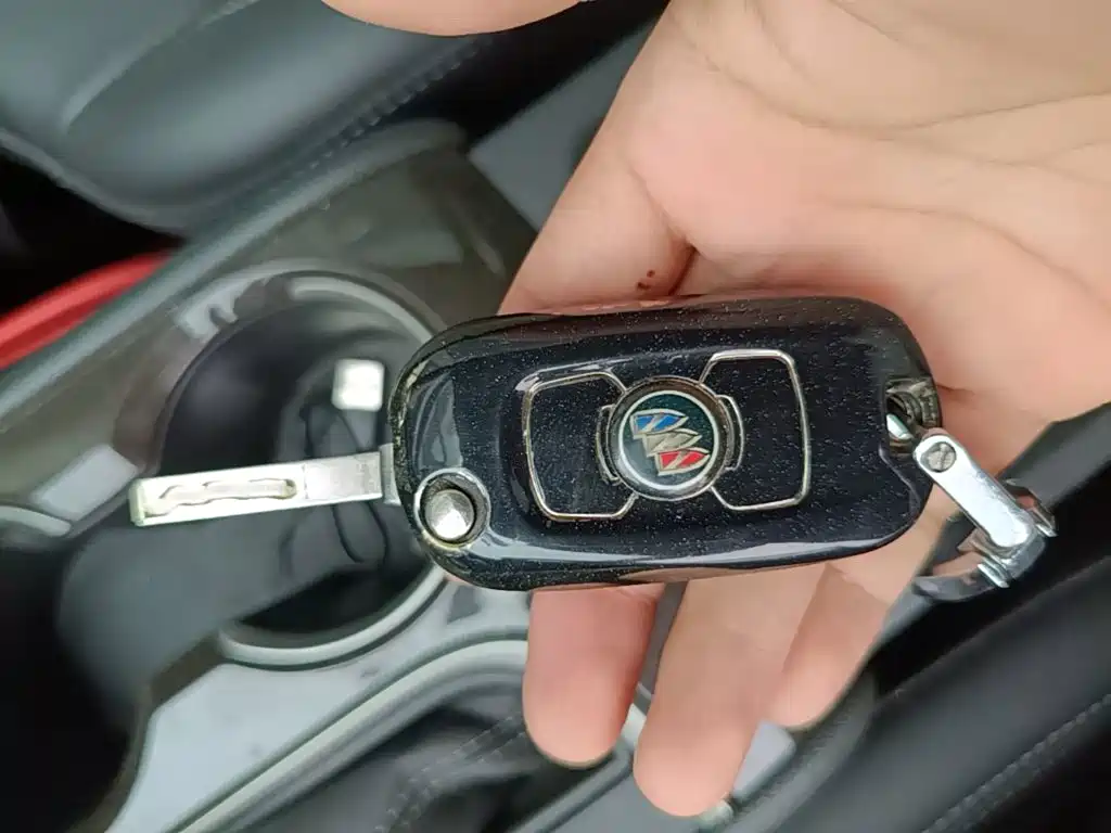 Buick Verano — миниатюра 9