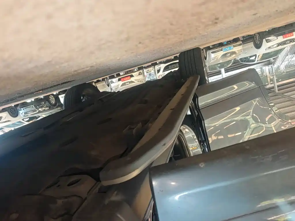 Land Rover Discovery Sport — миниатюра 21